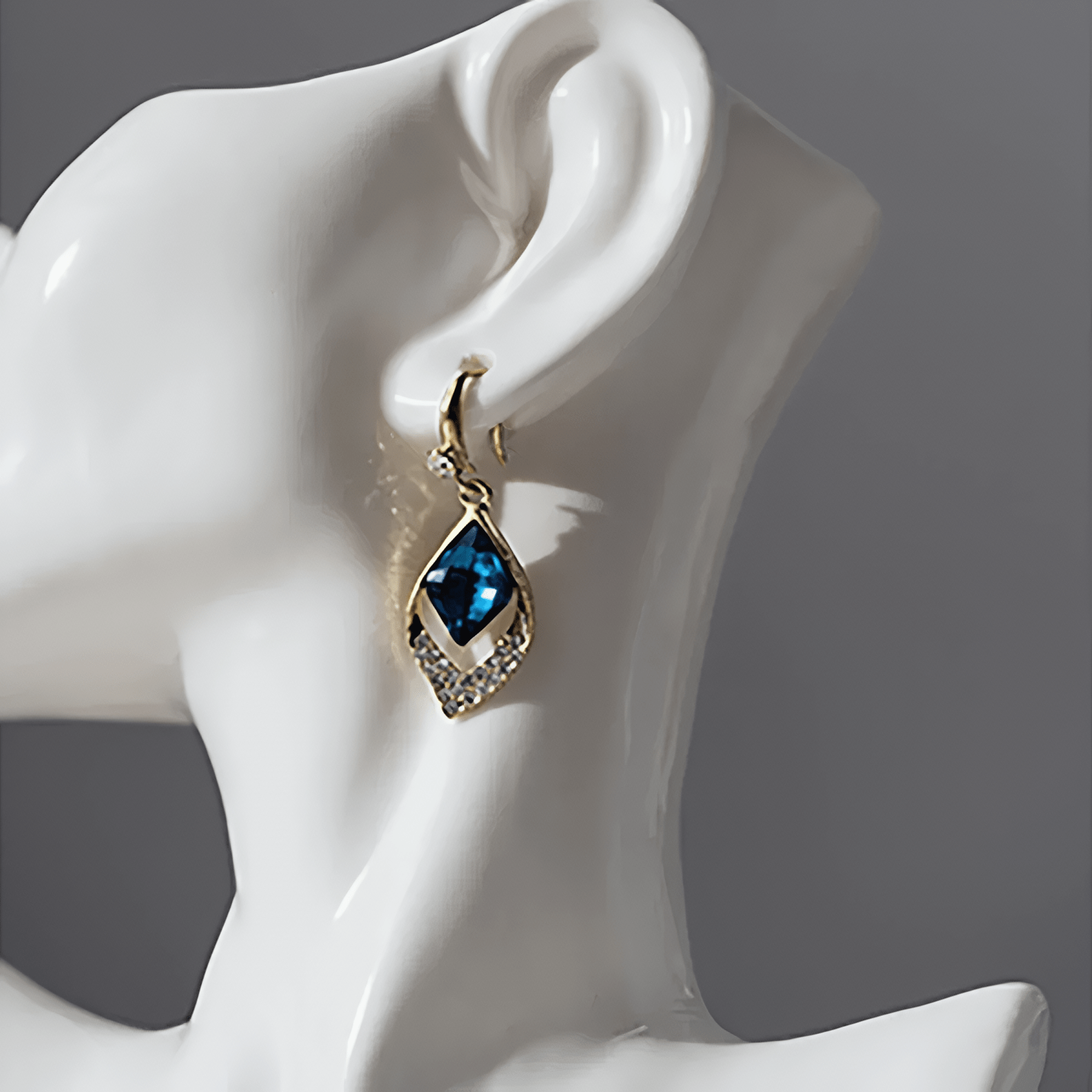 Asteria | Modern Sculptural Vase For Bold Home Decor